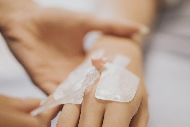 Infuus-kanker-sick-and-sex